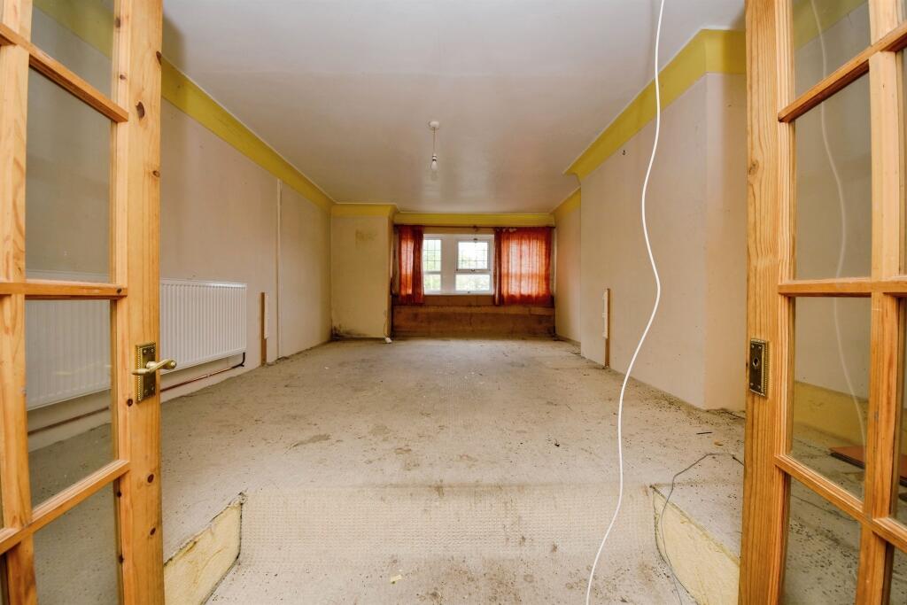 House in Wirral, Liverpool City Region - View 2