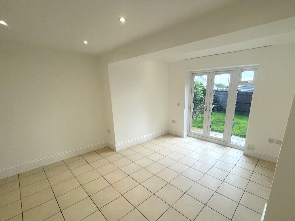 Whitewell Road, Frome, Somerset, BA11 photo 4