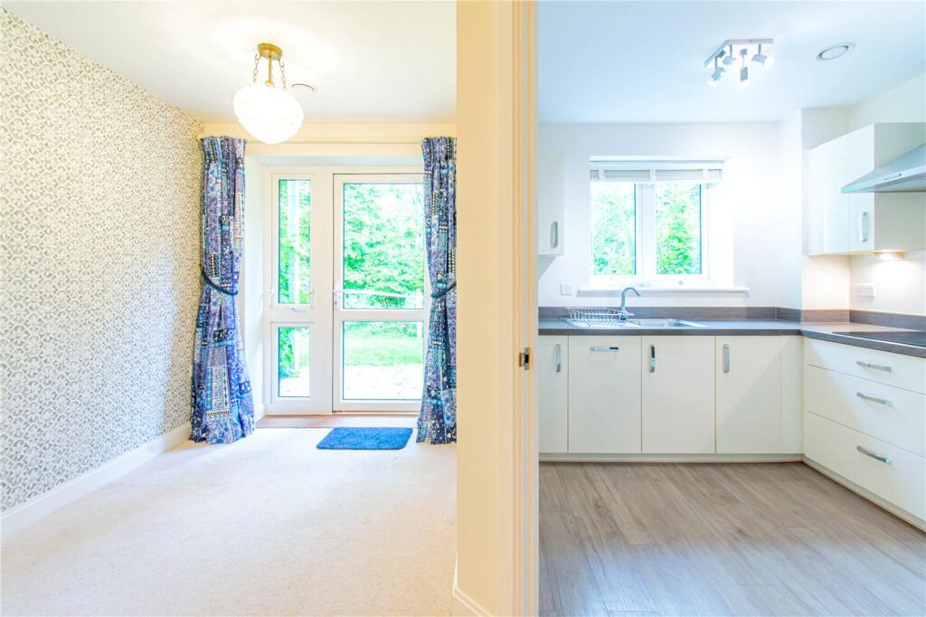 Apartment in Devizes, Wiltshire - More