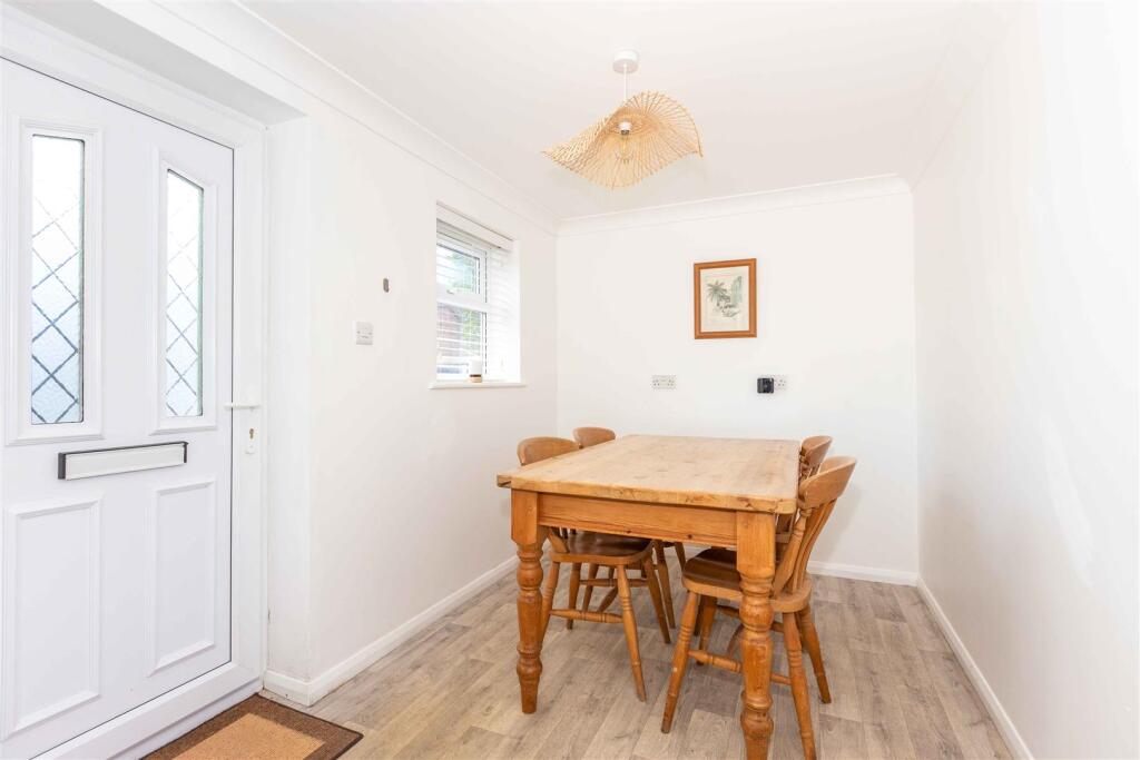 House in Worthing, West Sussex - More