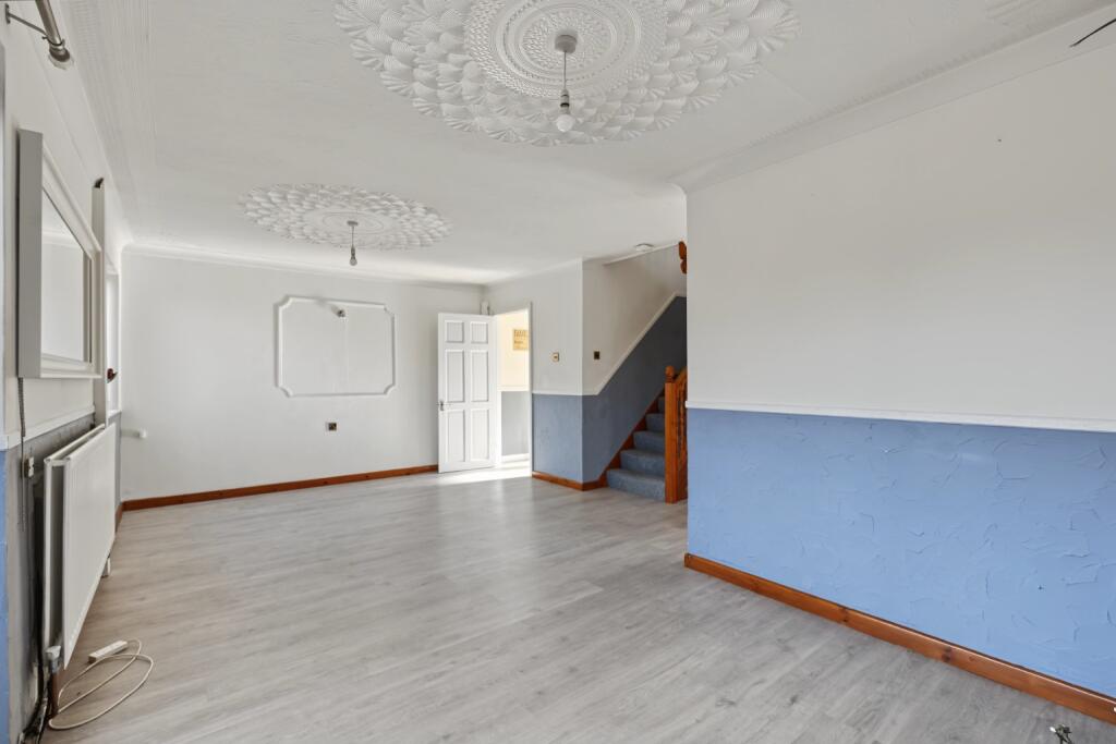 House in Gillingham, Medway - View 5
