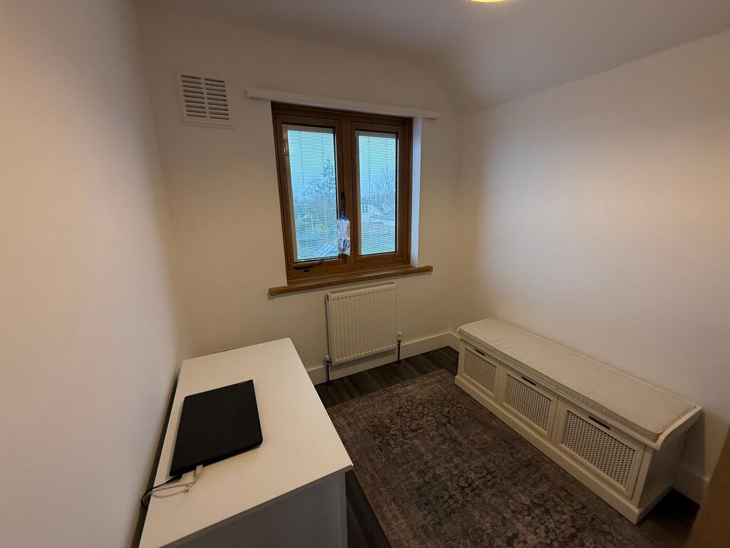 Additional image 18 of Alastair Drive, Yeovil