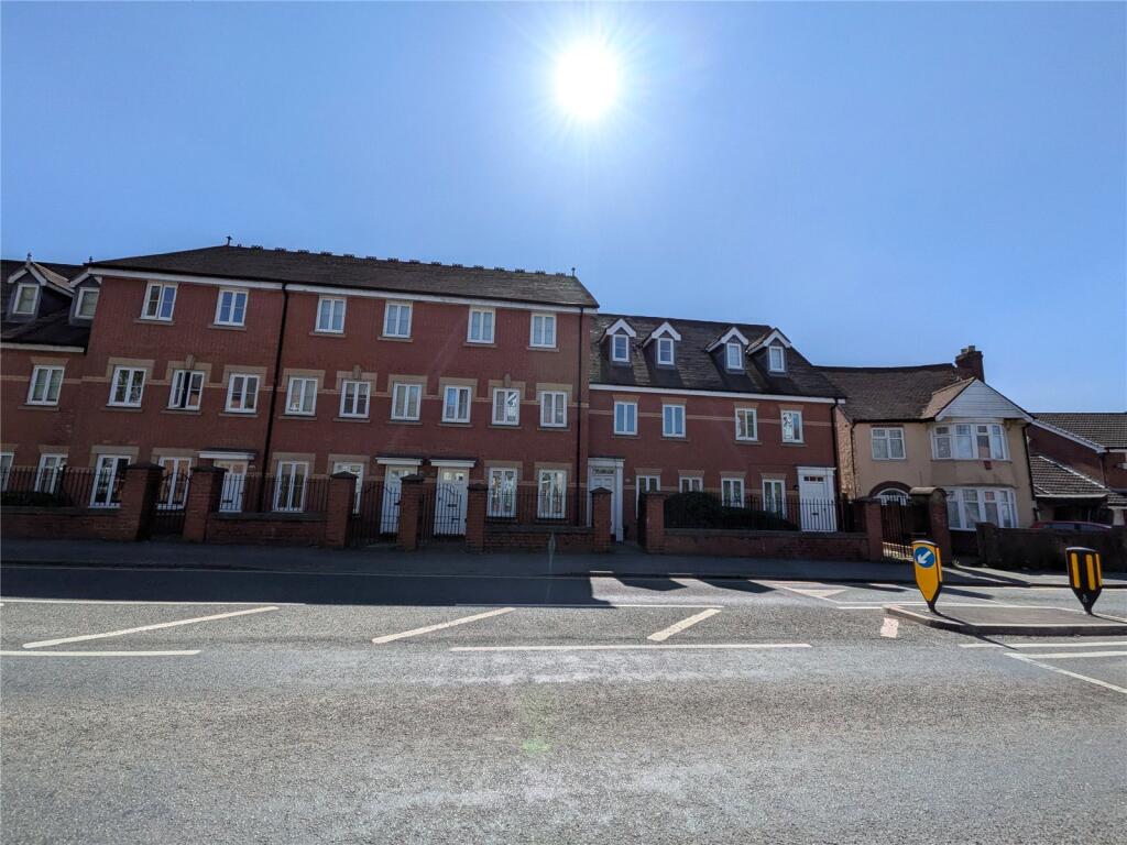 Main image of property: Newhampton Road East, Wolverhampton, West Midlands, WV1