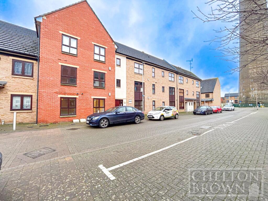 Main image of property: Standside, Northampton, Northamptonshire, NN5