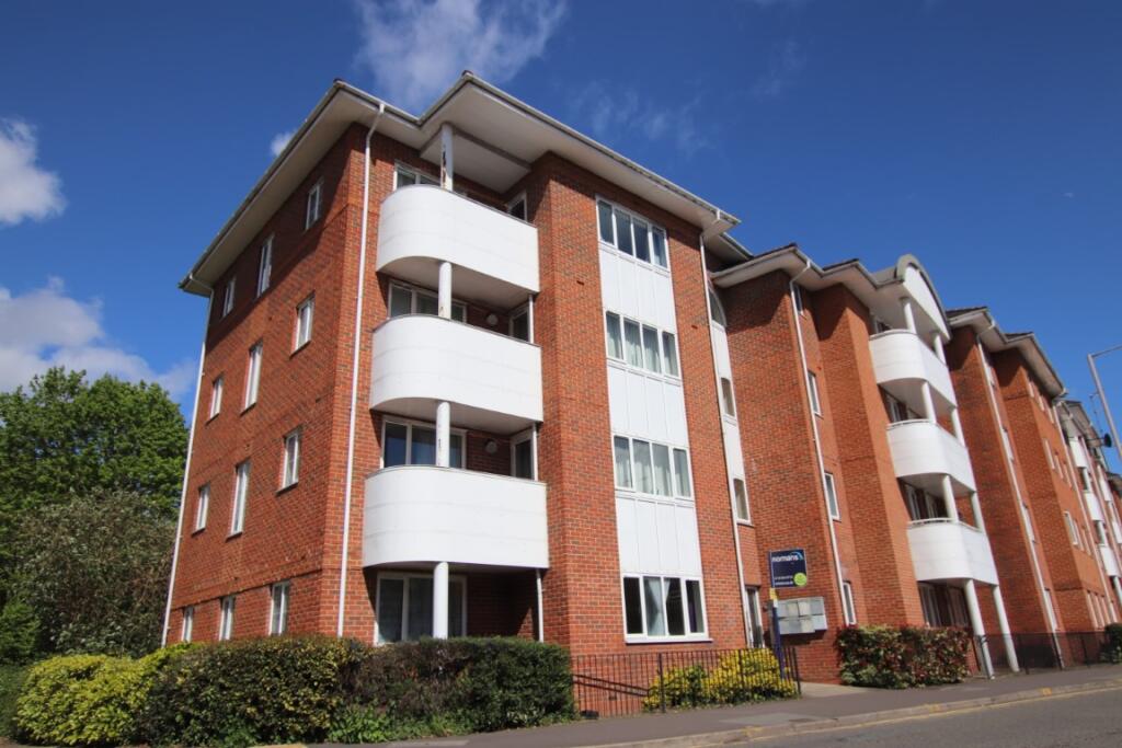 Main image of property: Queens Road, Reading, RG1