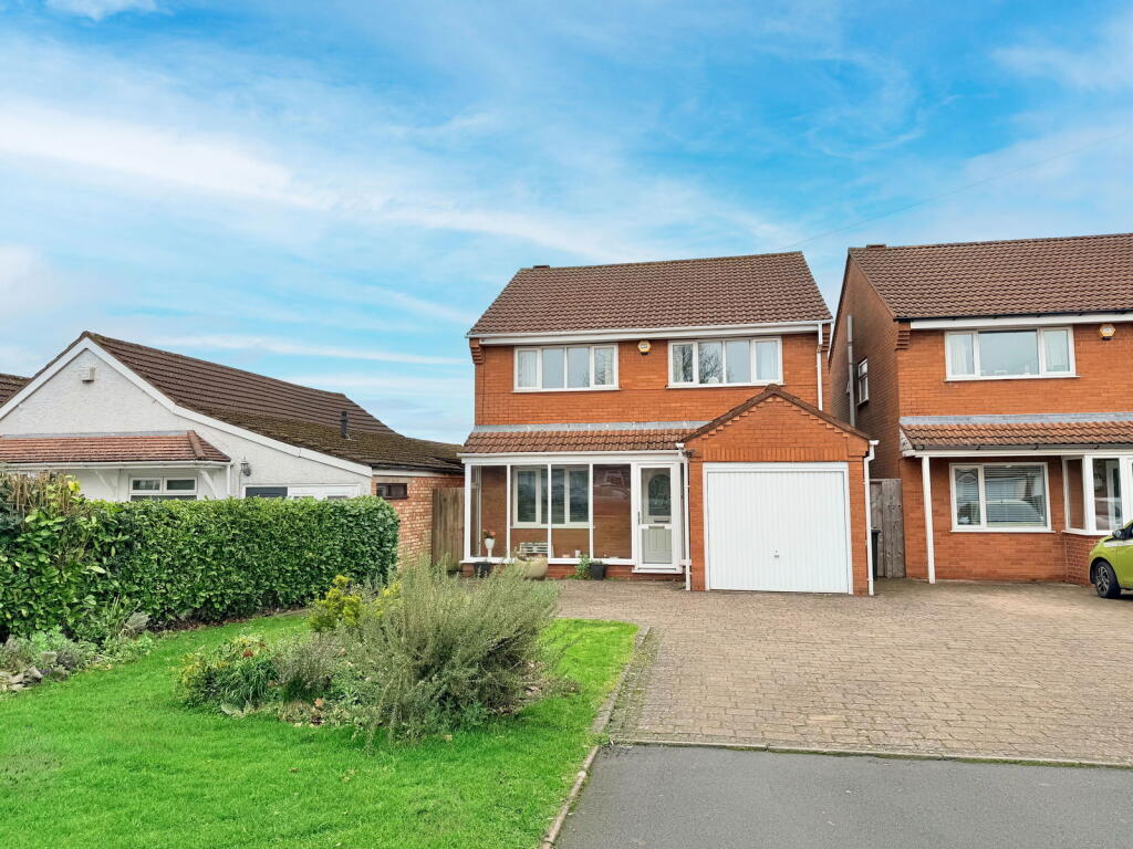 Main image of property: Truemans Heath Lane, Hollywood, B47 5QB