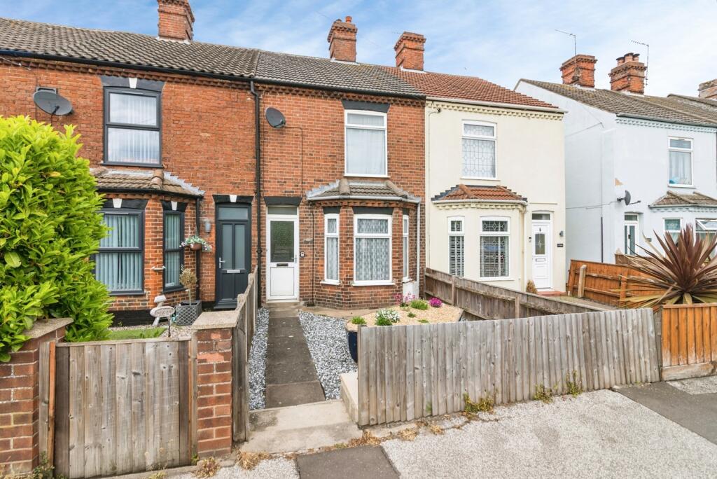 Main image of property: Victoria Road, Lowestoft, Suffolk, NR33