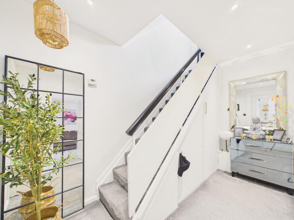 House in Newcastle upon Tyne - View 5
