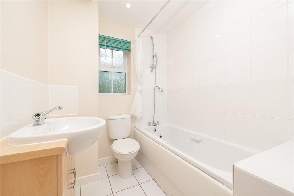 Apartment in Leicester - View 4