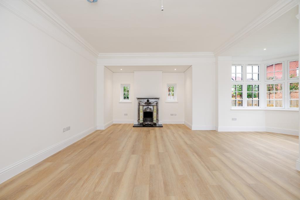 House in Croydon - View 4