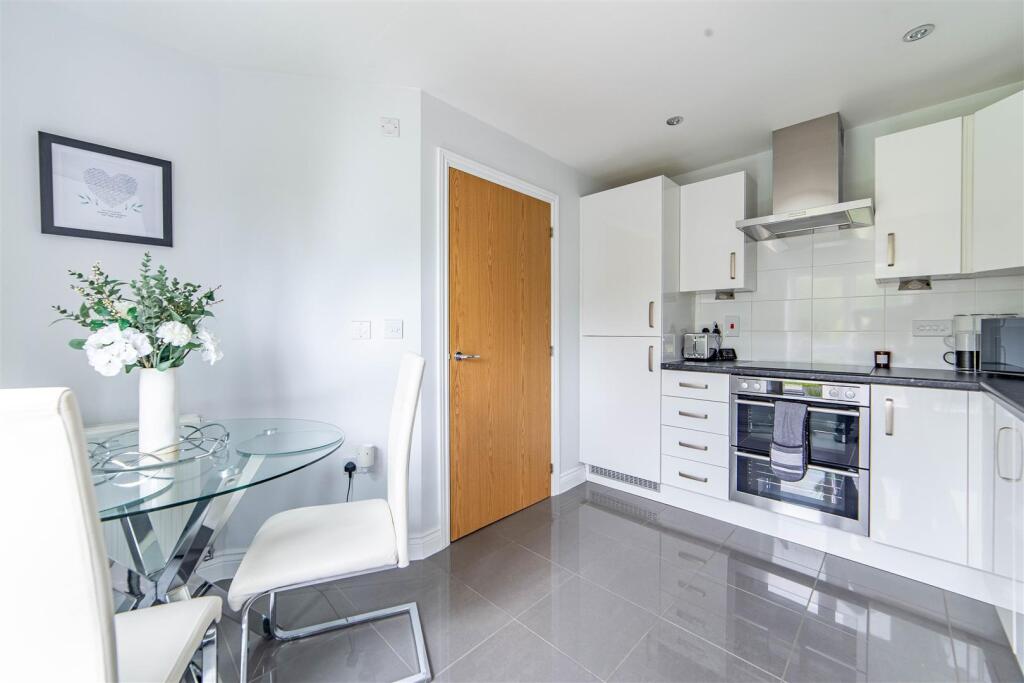 House in Newcastle upon Tyne, Tyne and Wear - View 5