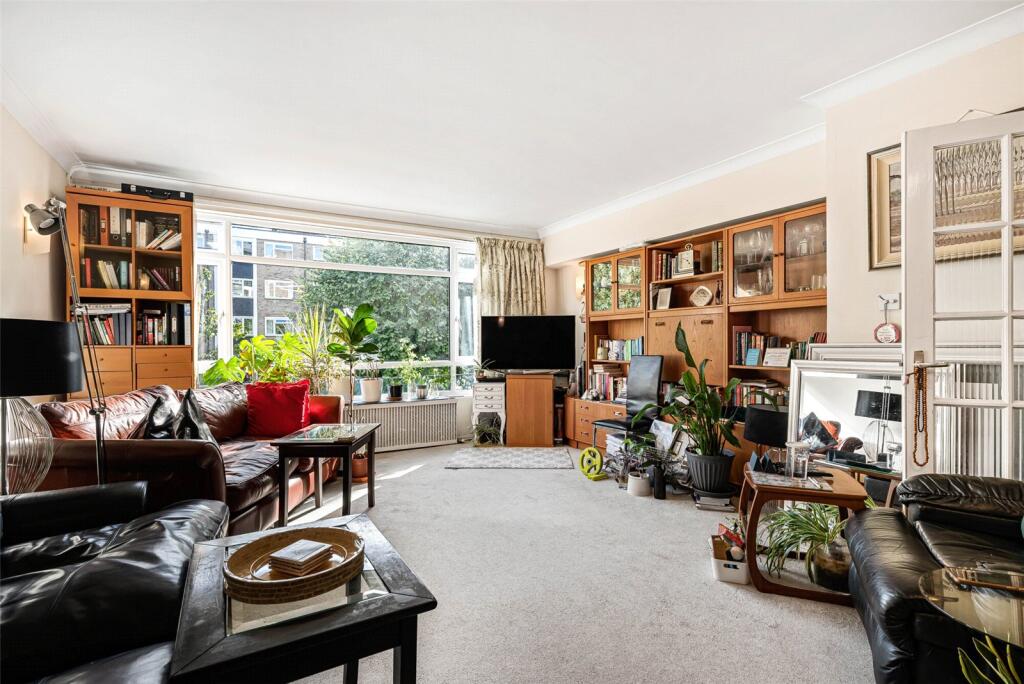 Apartment in London - More
