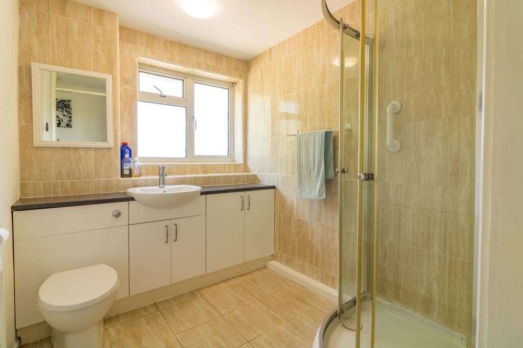 Apartment in Blaby, Enderby - View 4