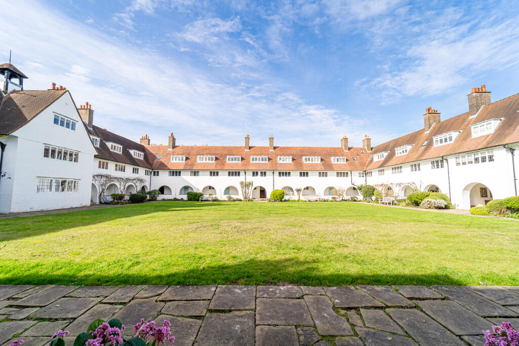 Main image of property: Heath Close, Hampstead Garden Suburb NW11