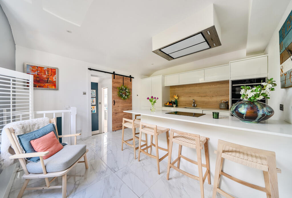 Main image of property: Upper Norwood Street, Leckhampton, Cheltenham, Gloucestershire, GL53