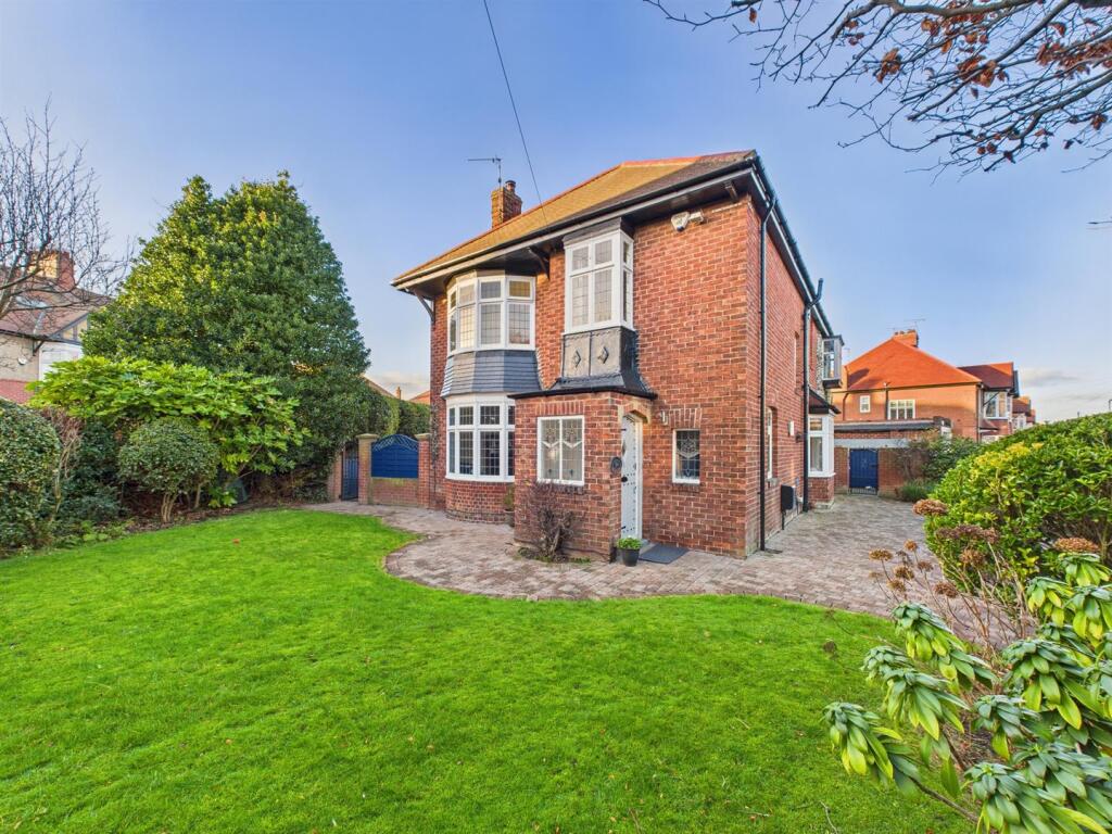 Main image of property: Kennersdene, Tynemouth