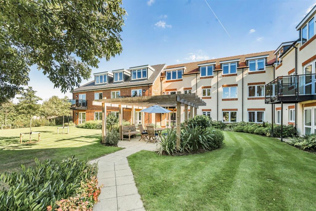 Main image of property: Marlborough Lodge, Kidlington, Oxfordshire