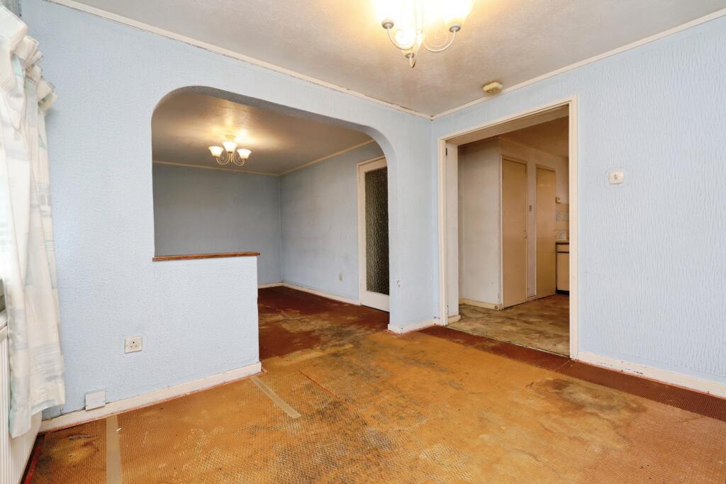 House in Cumbernauld, Abronhill - View 2