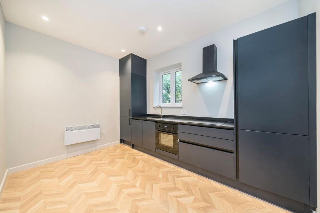 Apartment in London, Crystal Palace - View 3