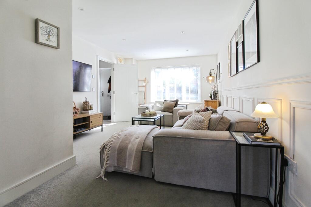 House in Ipswich - View 2
