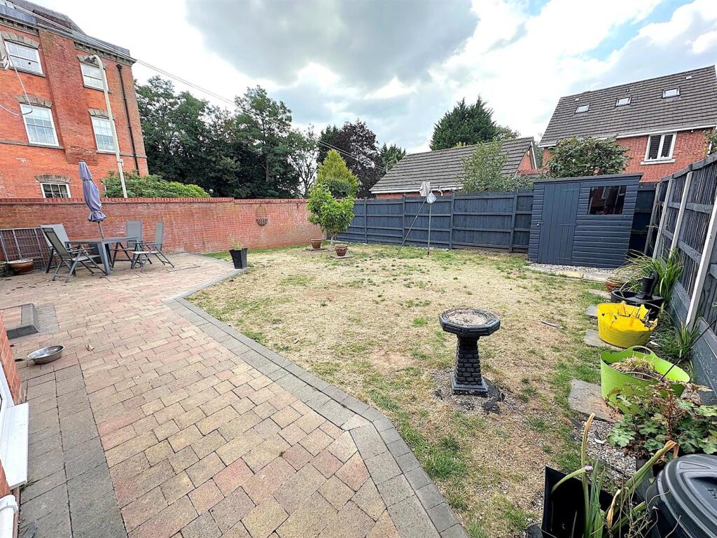 Property photo 11