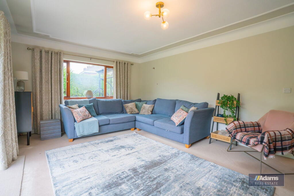 Upton Lane, Widnes, WA8 9BH photo 4