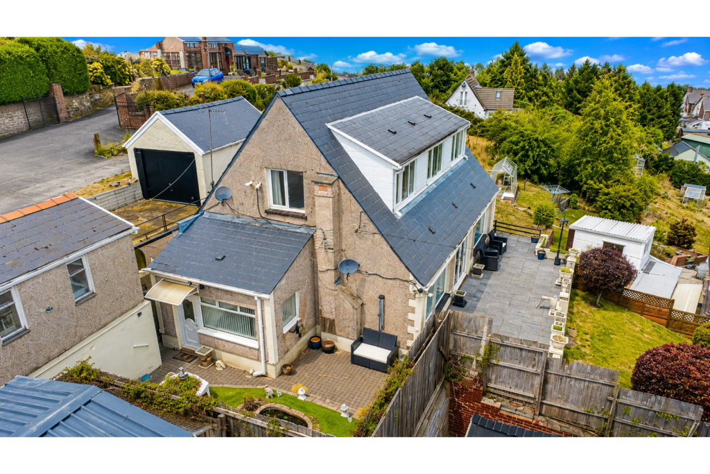 House in Crumlin, Caerphilly - View 2