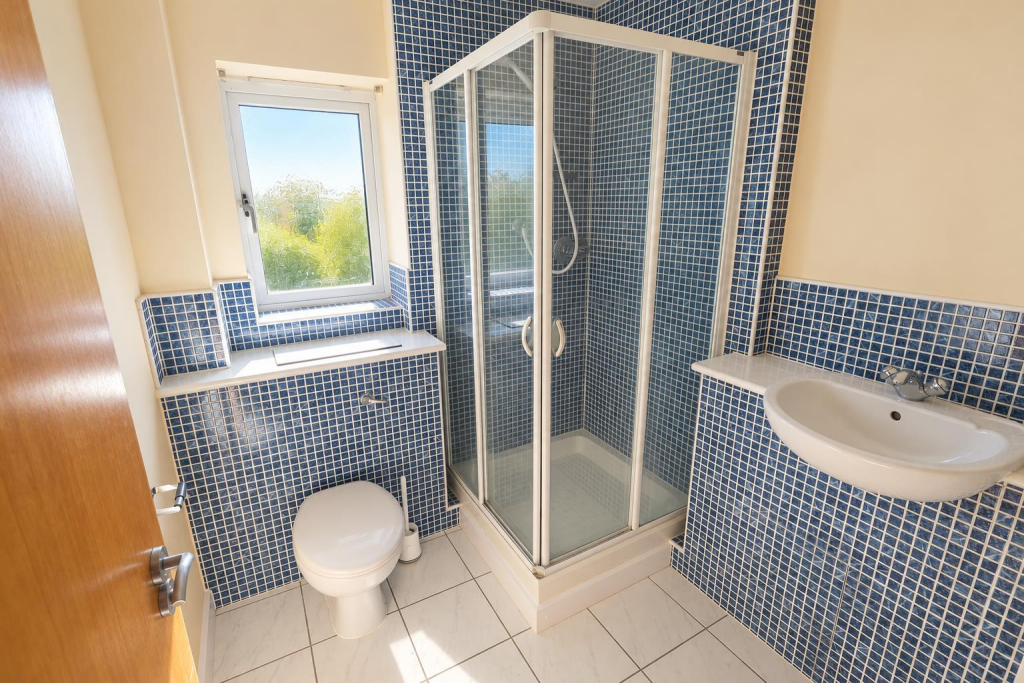 Apartment in Chester, Hough Green, City of Chester - View 4