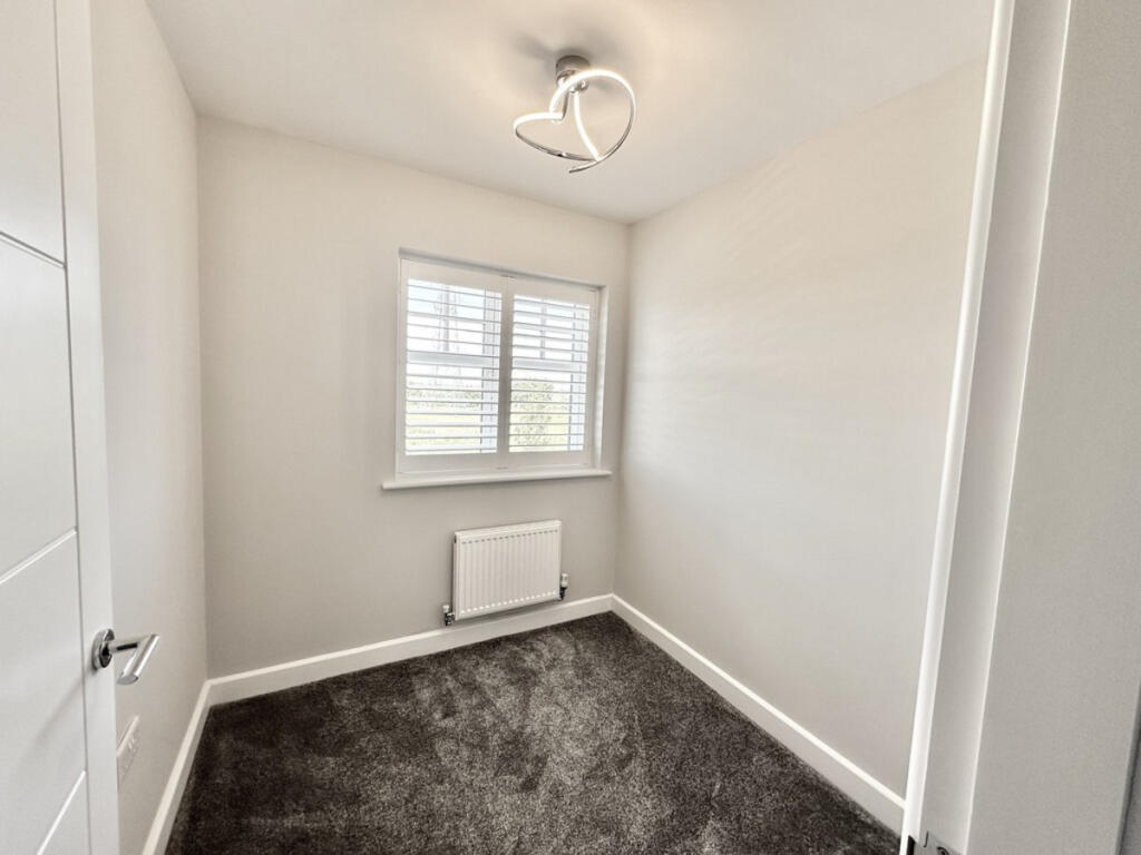 House in Doncaster - View 5