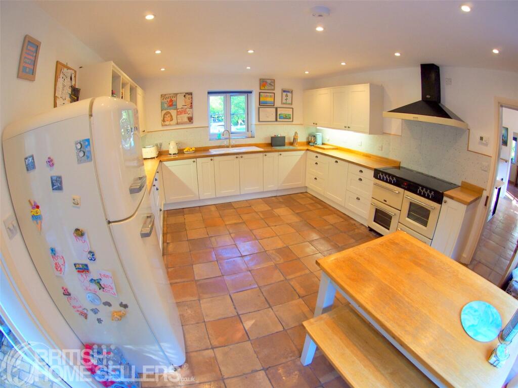 House in Ipswich - View 5