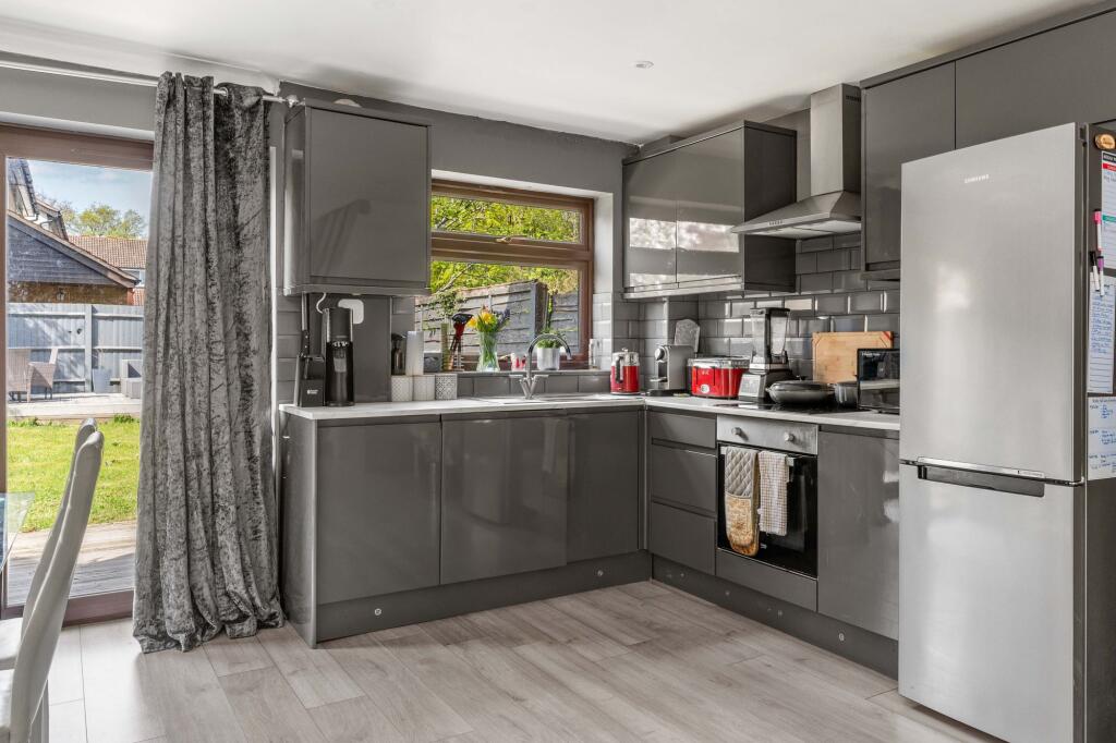 House in East Hertfordshire, Havers, Bishop's Stortford - View 4
