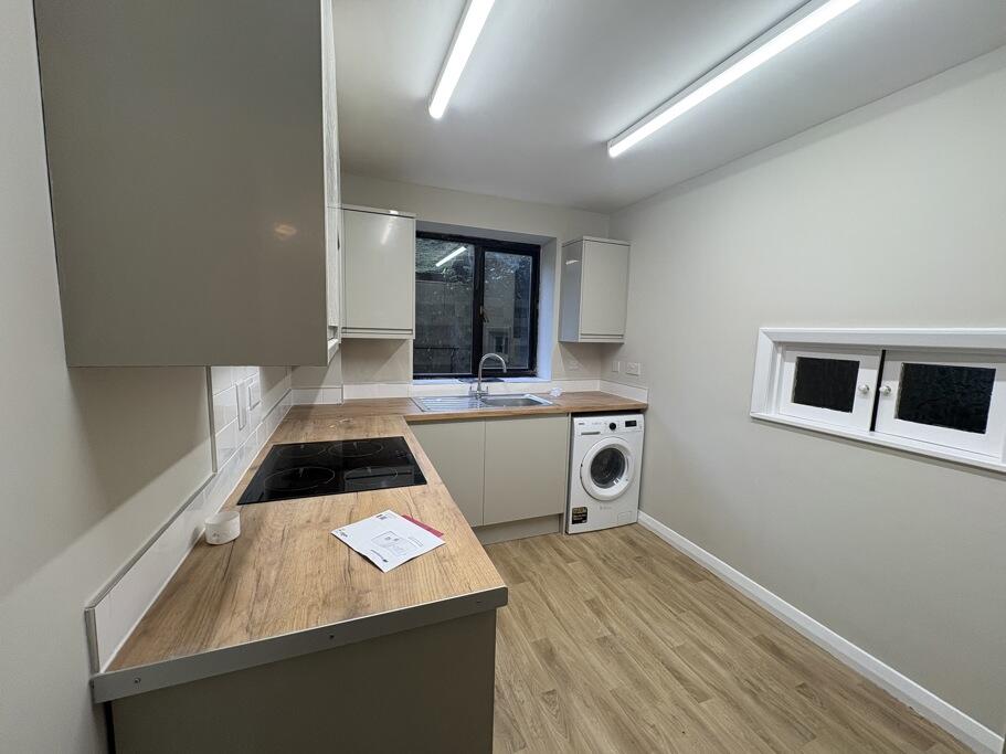 Main image of property: 2a Dorin Court Landscape Road Warlingham Surrey CR6 9JT