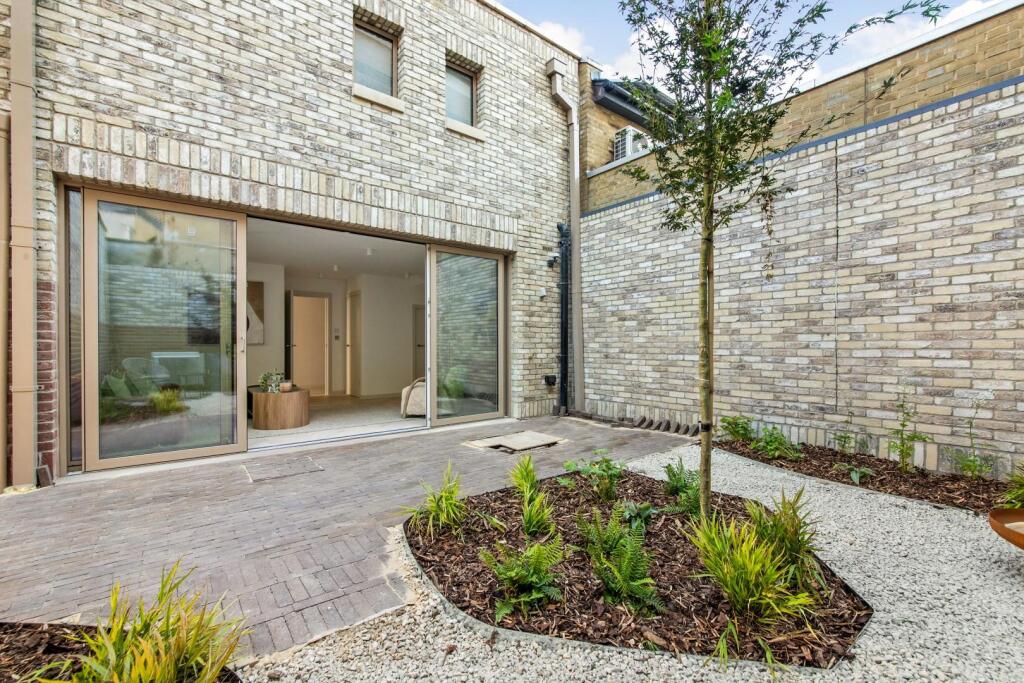 House in London - View 4