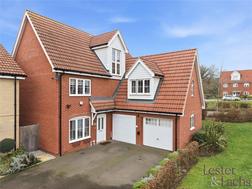 Main image of property: Chalkhill Close, Chigwell, IG7