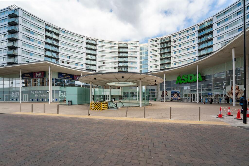 Main image of property: Flat 533 The Blenheim Centre, Hounslow, TW3 1ND