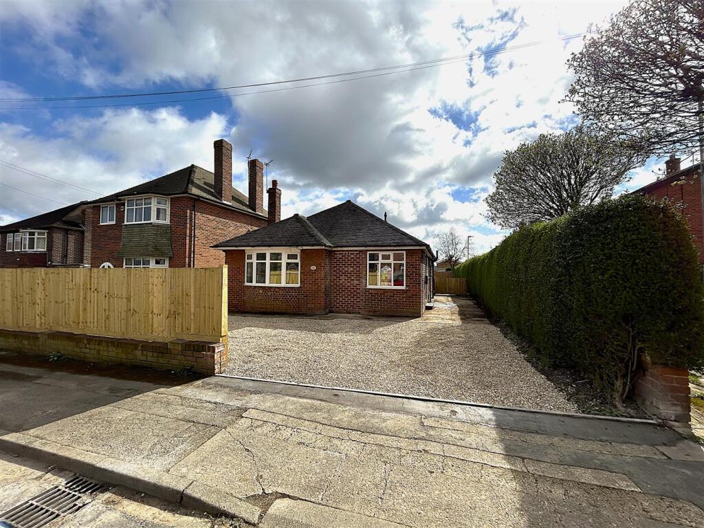 Main image of property: Chequerfield Avenue, Pontefract