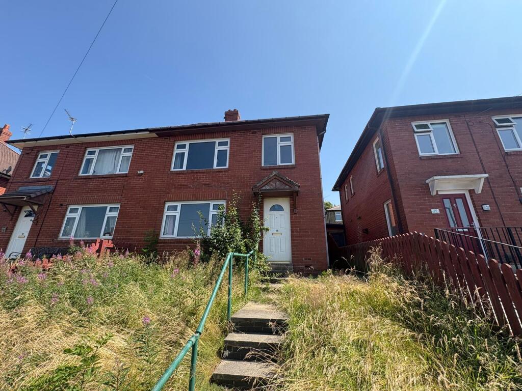 3-bed semi-detached on 14, Tor View, Rawtenstall, £55,000