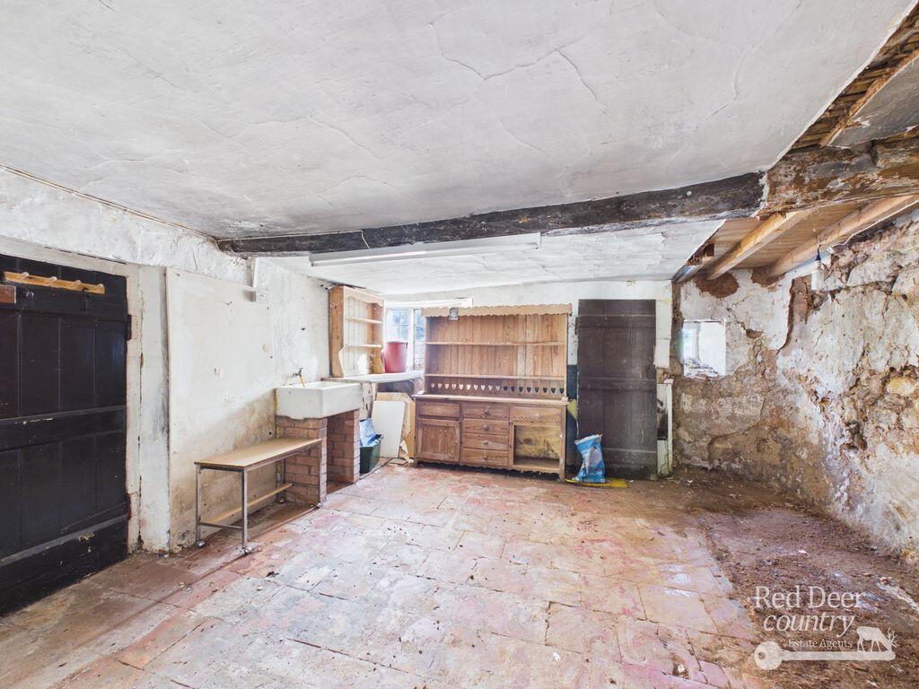 House in Taunton - View 5