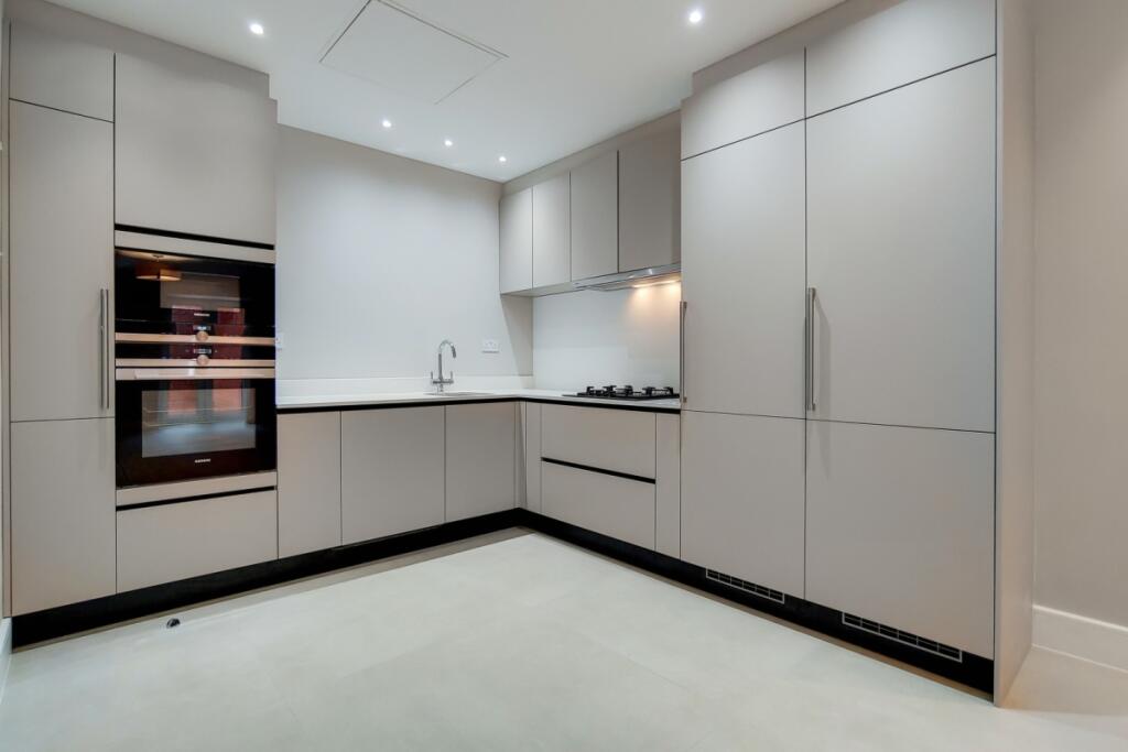 Main image of property: Fitzjohns Avenue Hampstead NW3