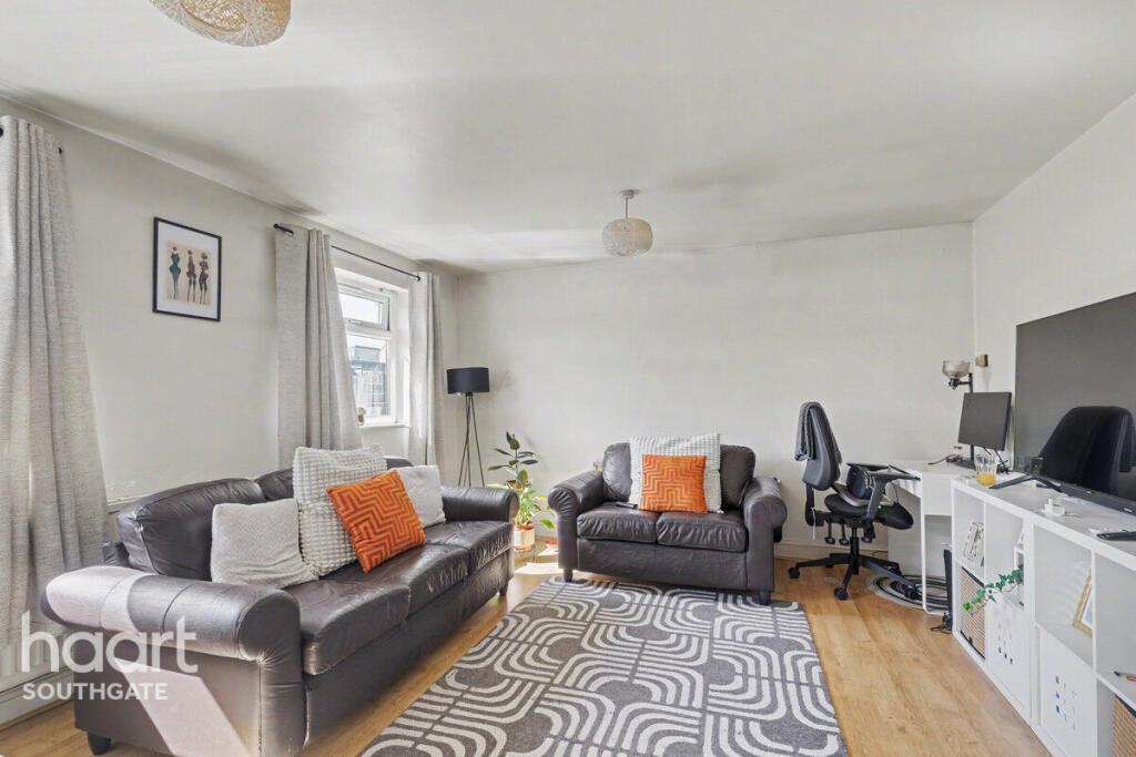 Apartment in London - View 2