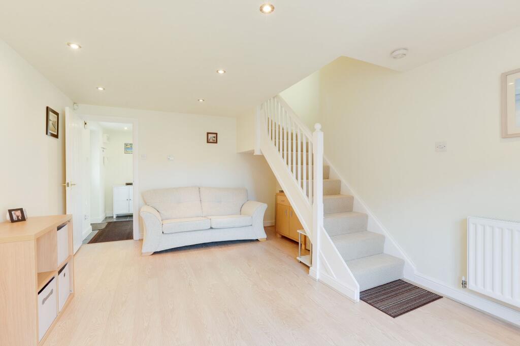 House in Ashfield, Sutton in Ashfield, Nottinghamshire - View 3