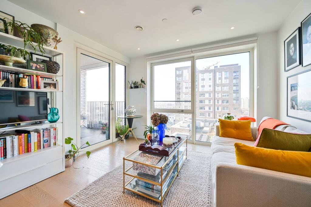 Main image of property: Sayer Street, Elephant and Castle, London, SE17