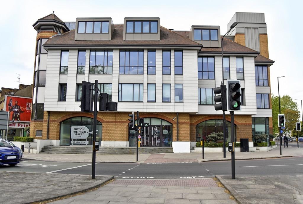 Main image of property: 63 Kew Road, Richmond Richmond, TW9 2NQ