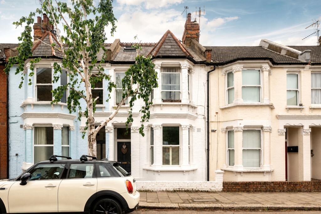 Main image of property: Charteris Road