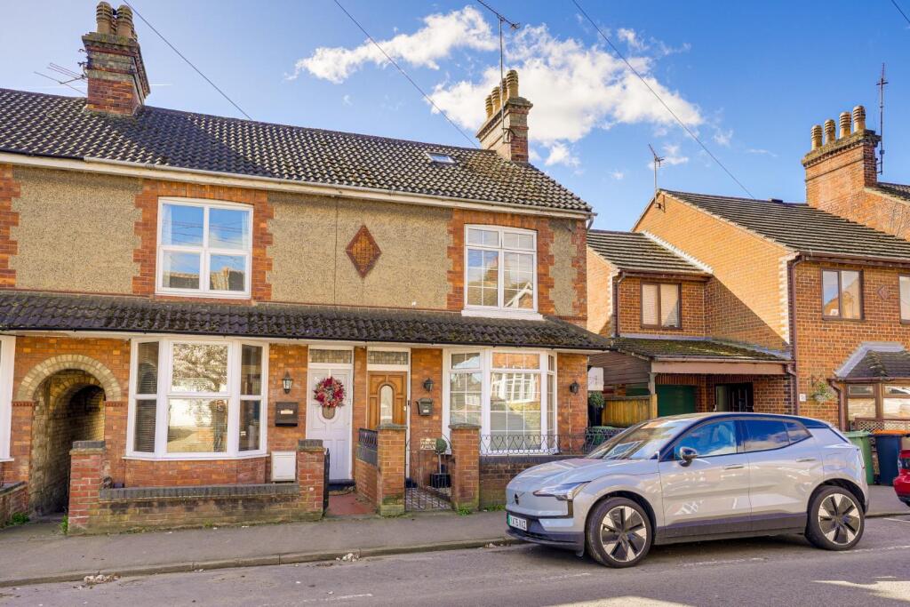 Main image of property: Hockliffe Road, Leighton Buzzard