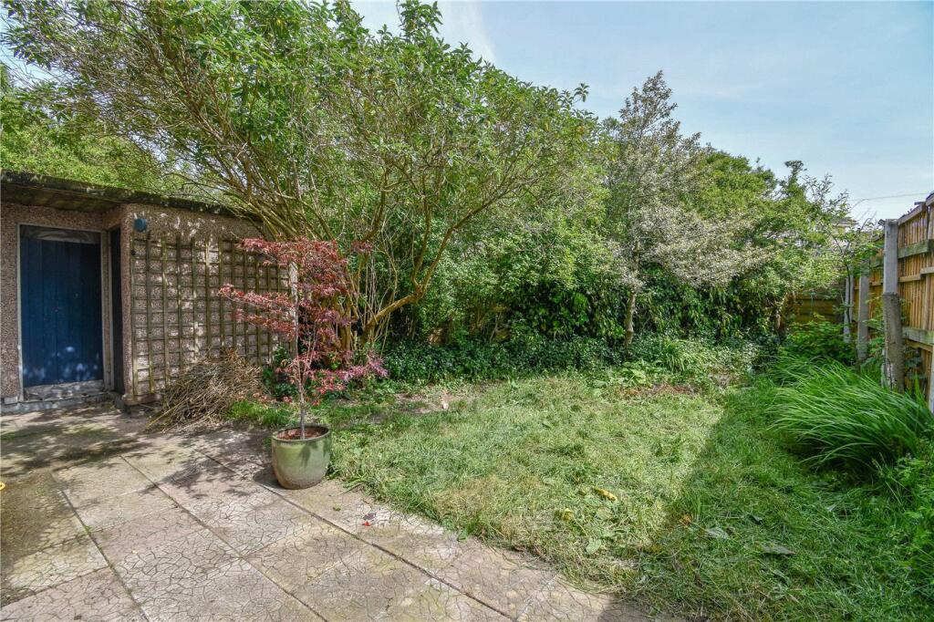 Ravenhill Crescent, Moreton, Wirral - View 3