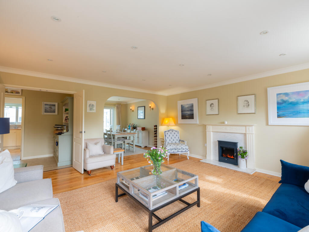 House in Plymouth - View 4