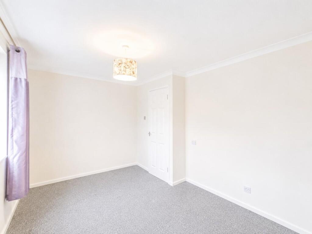 House in Stevenage - More