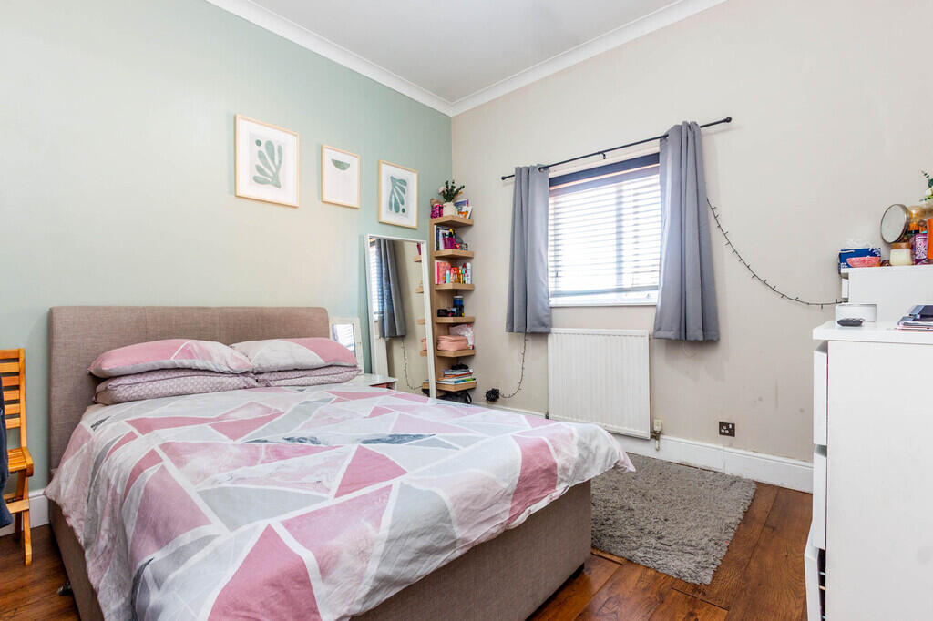 Apartment in Rushden, North Northamptonshire - More