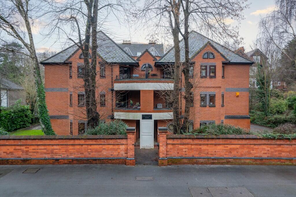 Main image of property: Flat 1 Hamilton Court
